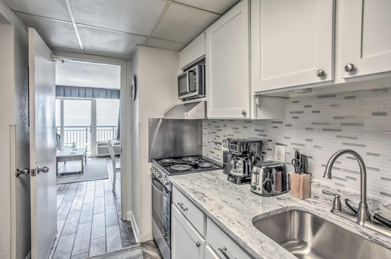 Airy Oceanfront Myrtle Beach Condo With Balcony Exterior photo